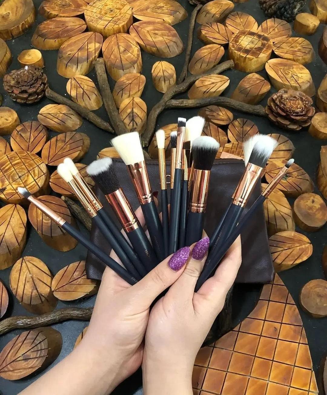 Zoeva 15pc Makeup Brushes Set with Leather Pouch