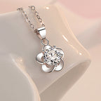 Plum Blossom Pendant Necklace White Diamond Lace Fashion