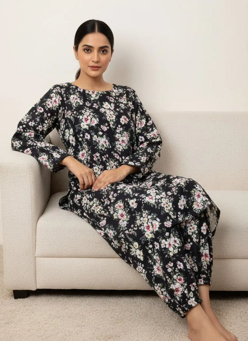 2 Pcs Women's Unstitched Printed Suit